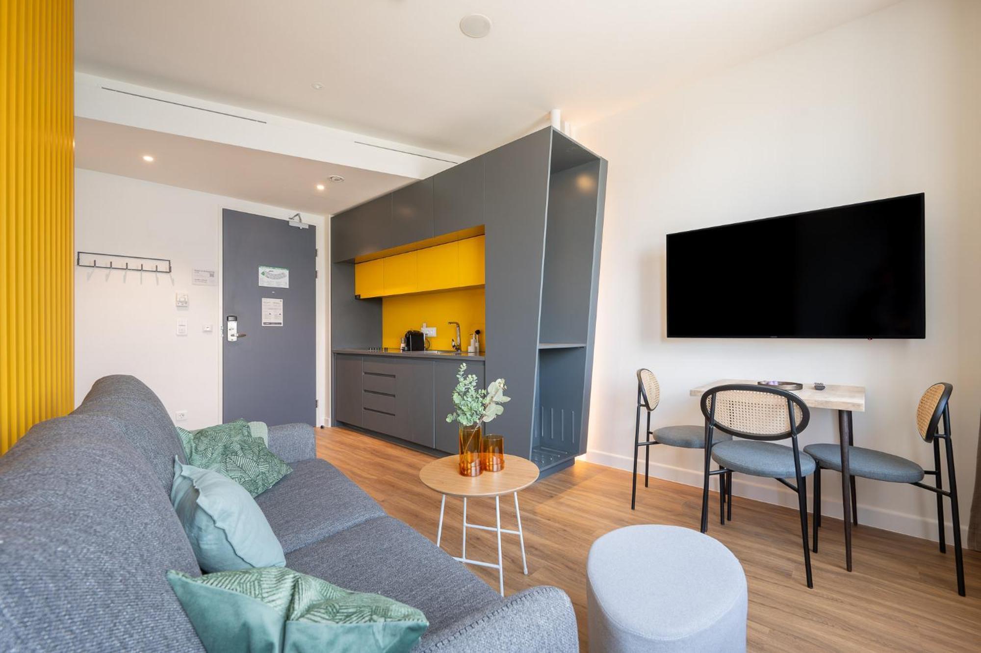 Limehome Amsterdam Gatwickstraat Rom bilde